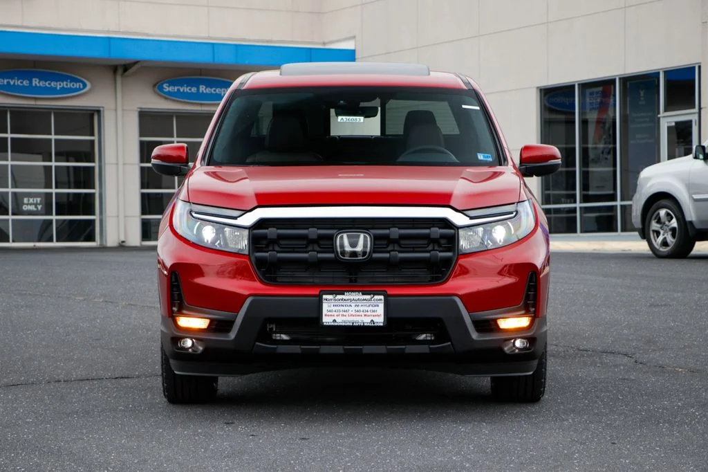 New 2026 Radiant Red Metallic II Honda RTL image 2