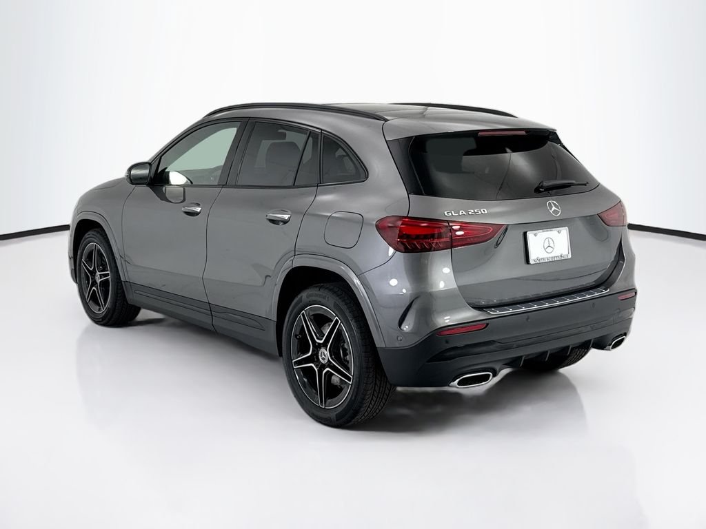 New 2026 Mountain Grey Metallic Mercedes-Benz GLA 250 image 7