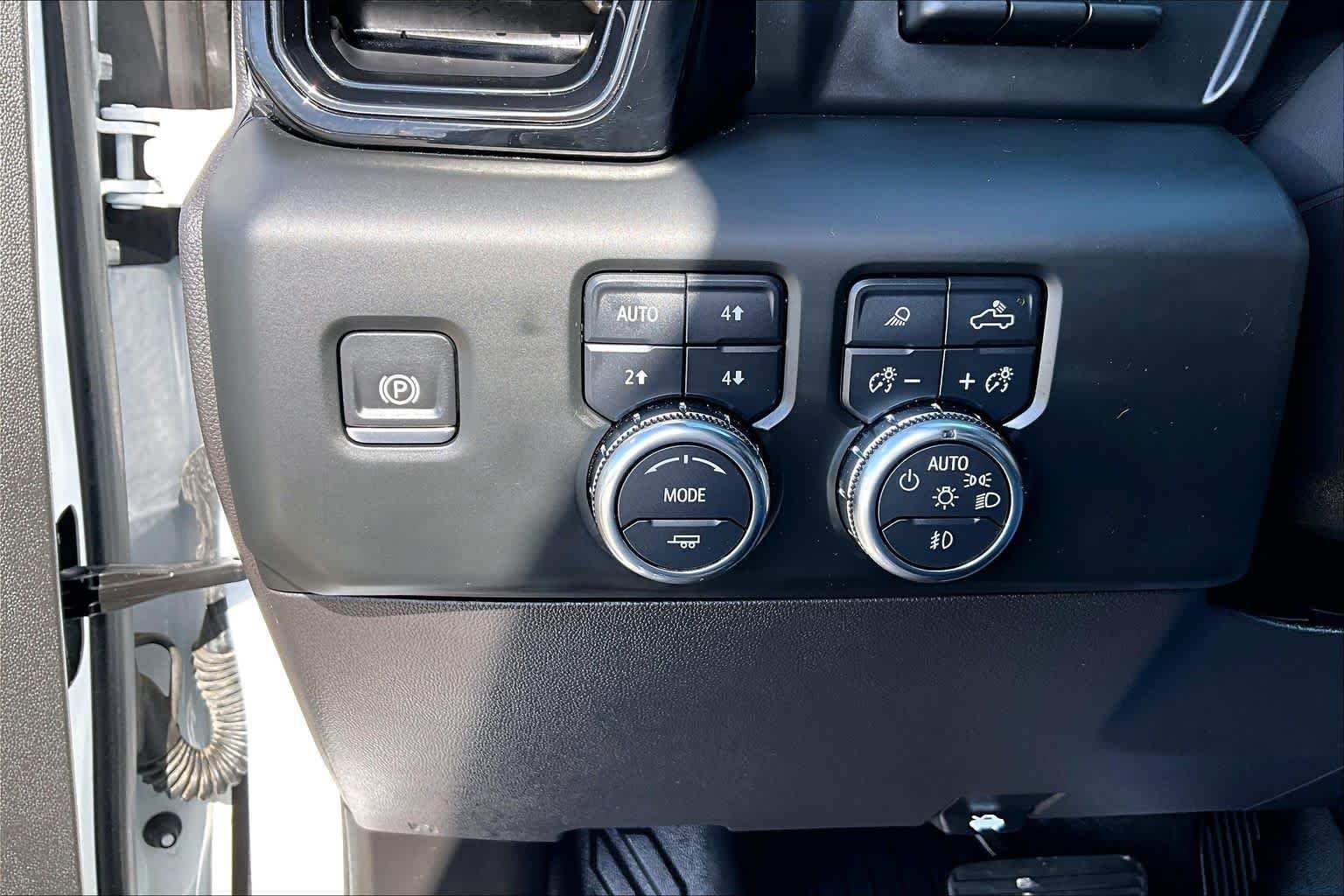Used 2024 Summit White GMC AT4X image 54