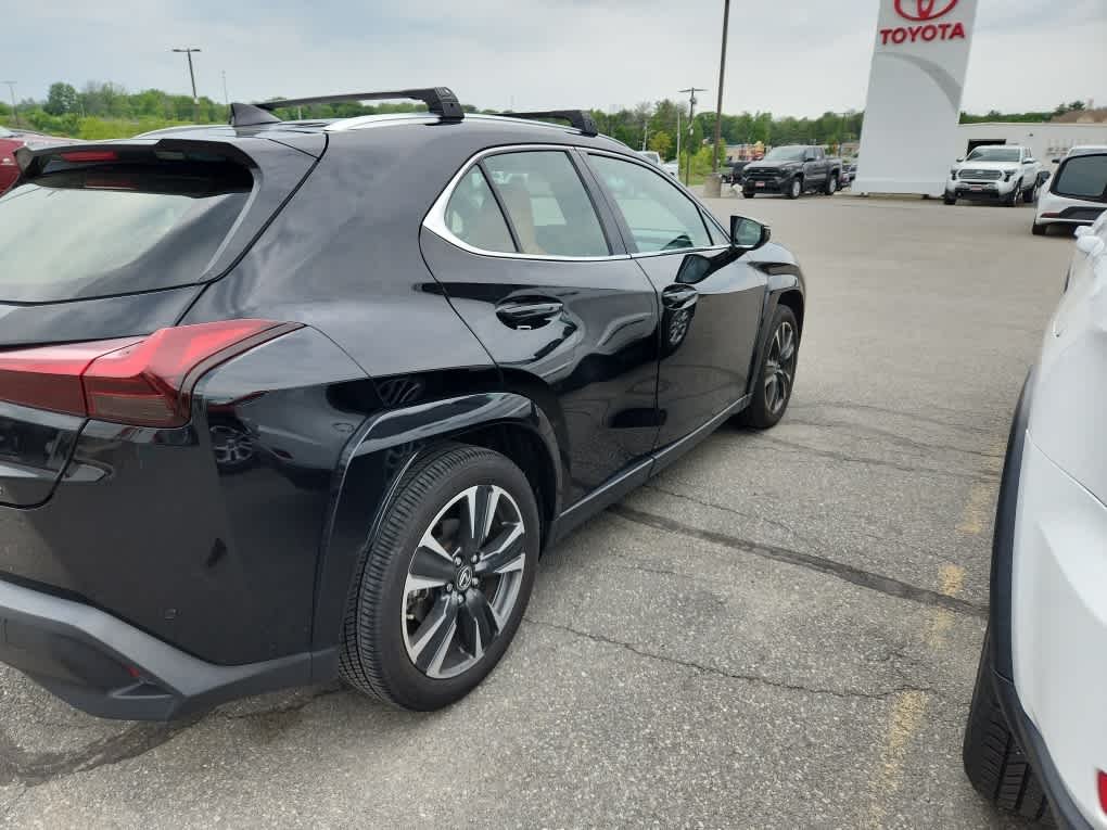 Used 2024 Obsidian Lexus Premium image 4