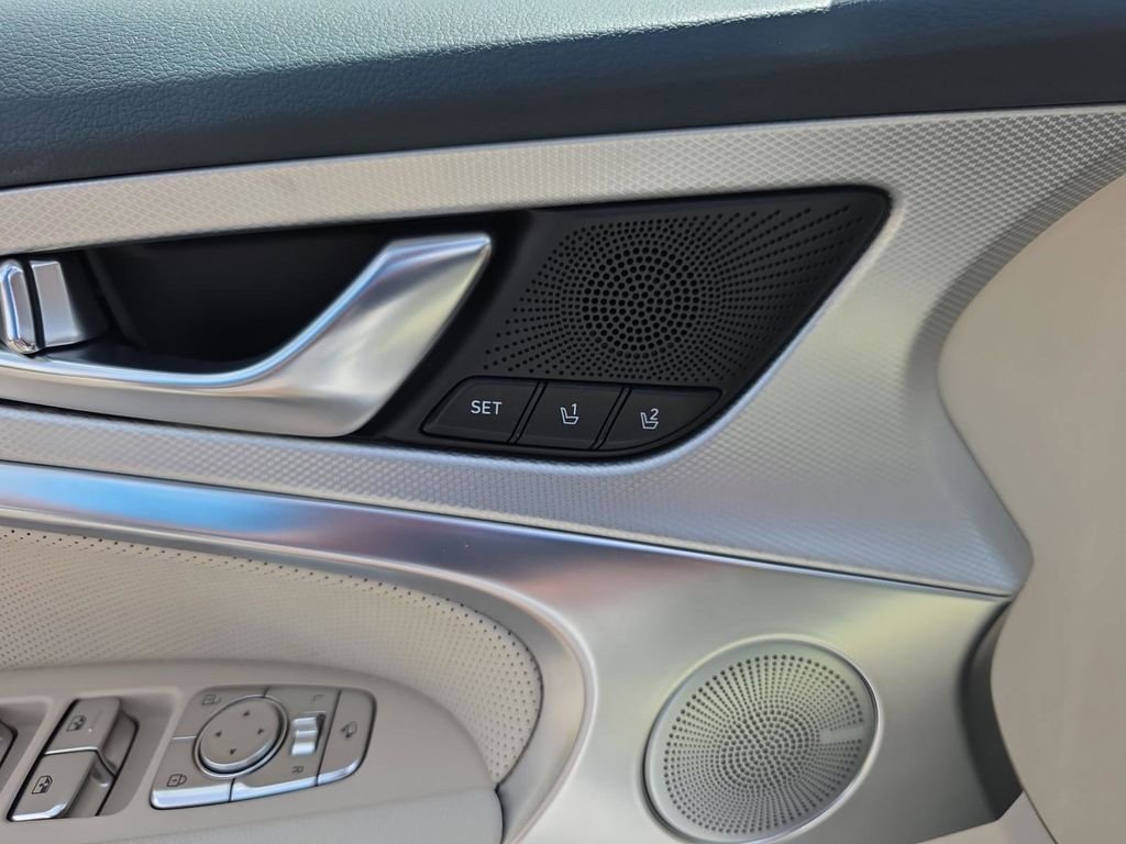 2026 GENESIS G70 Prestige - Photo 16