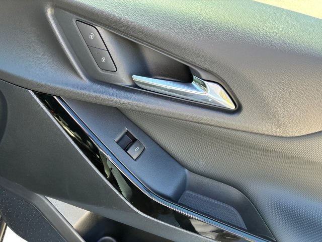 2027 Chevrolet Equinox LT - Photo 14