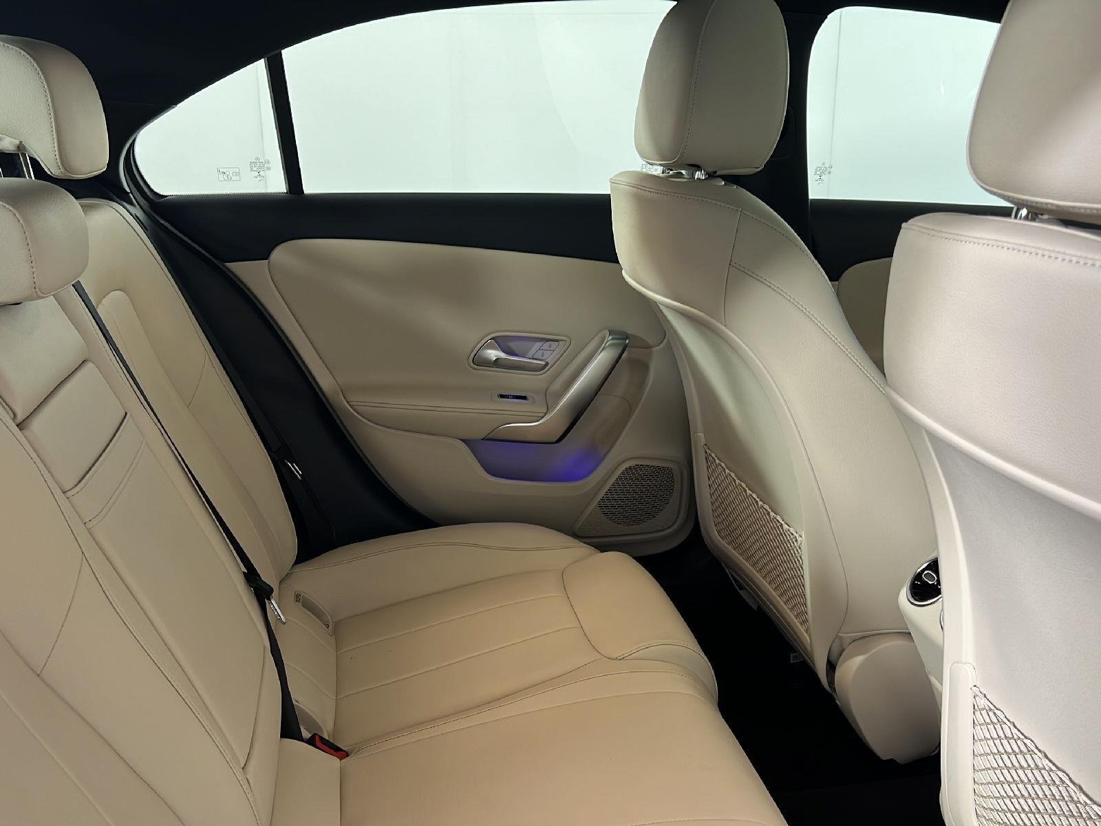 Used 2022 Digital White Metallic Mercedes-Benz A 220 image 17
