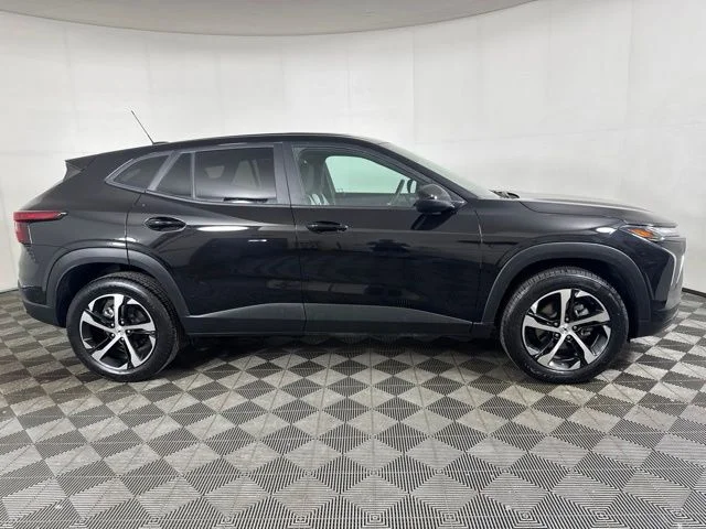 Used 2025 Mosaic Black Metallic Chevrolet 1RS image 2