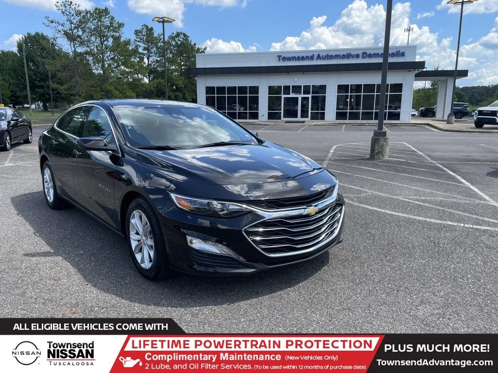 Used 2025 Mosaic Black Metallic Chevrolet LT image 1