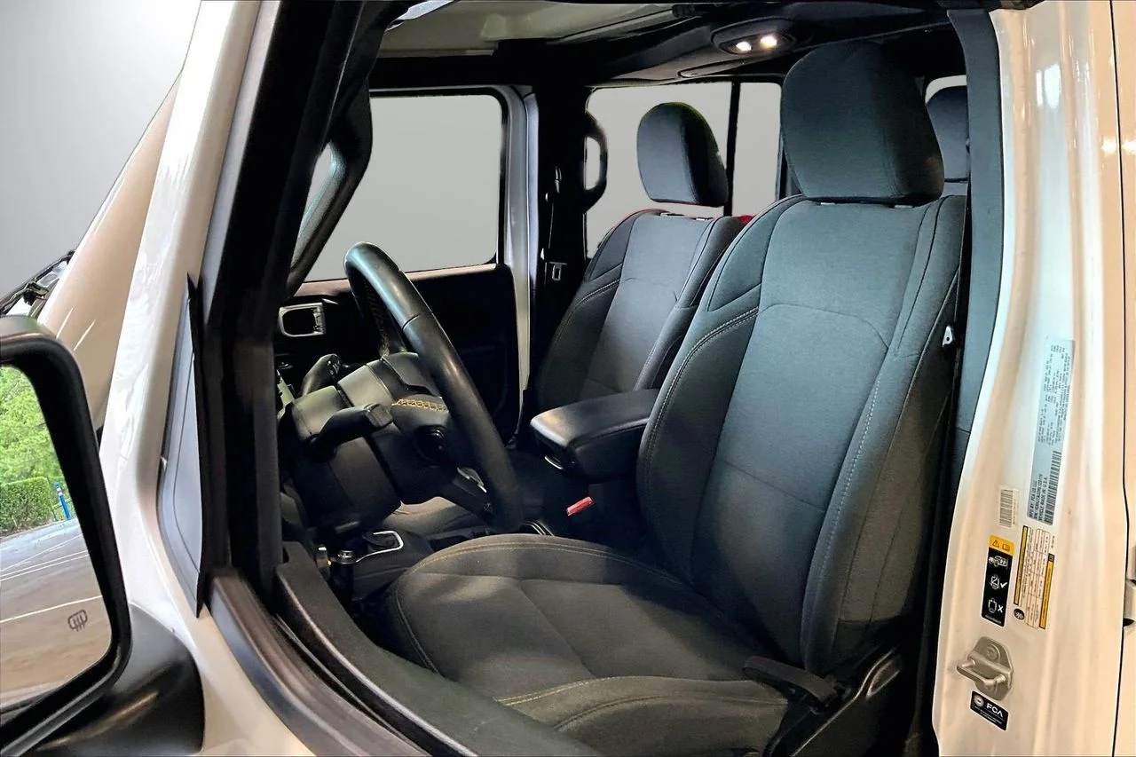 Used 2024 White Jeep Willys image 20