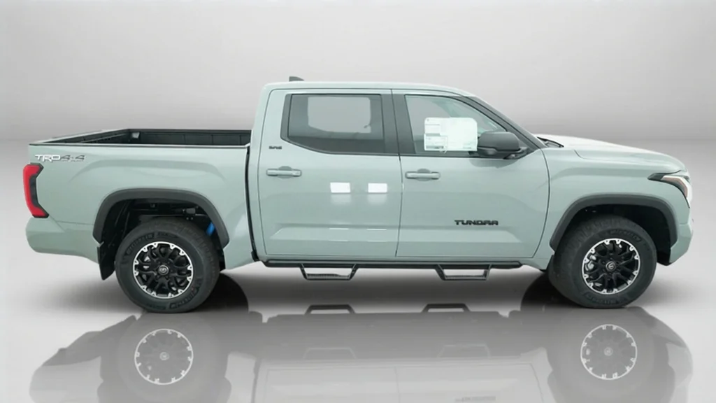 New 2026 Lunar Rock Toyota SR5 image 7