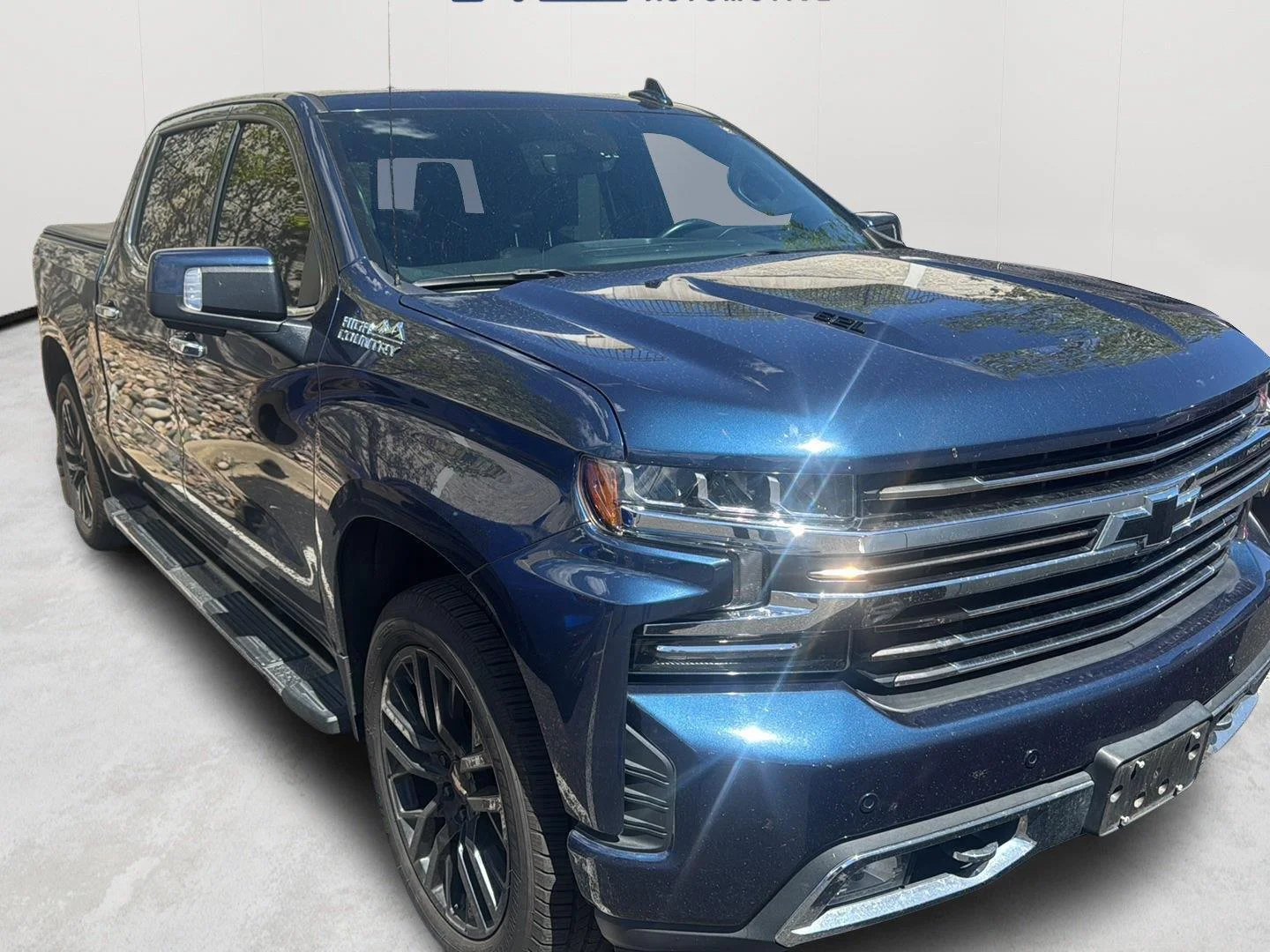 Used 2020 Northsky Blue Metallic Chevrolet High Country image 2