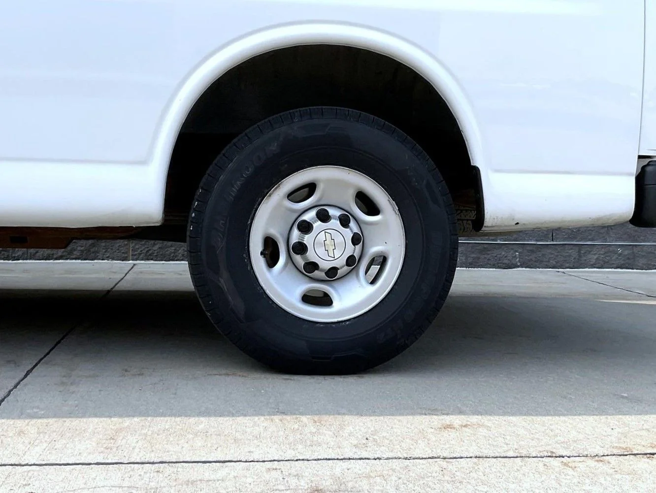 Used 2021 White Chevrolet Work Van image 22