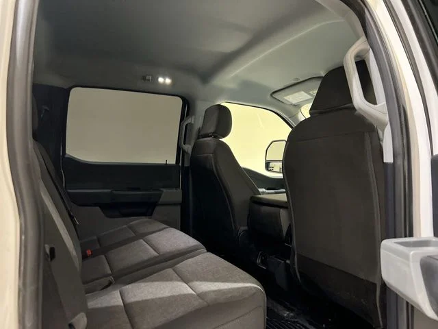 Used 2024 Oxford White Ford XL image 21