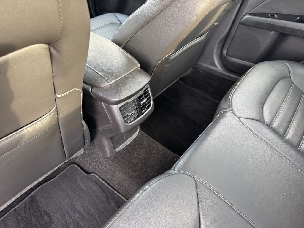 Used 2016 Black Ford SE image 12