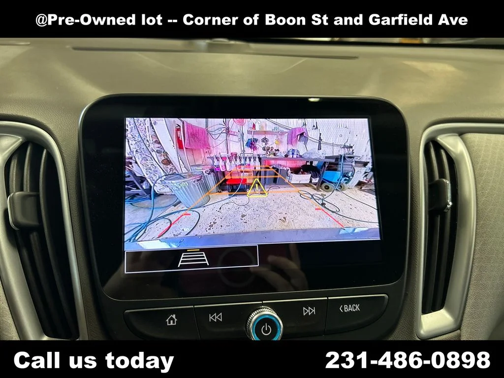 Used 2024 Gray Chevrolet LT image 25