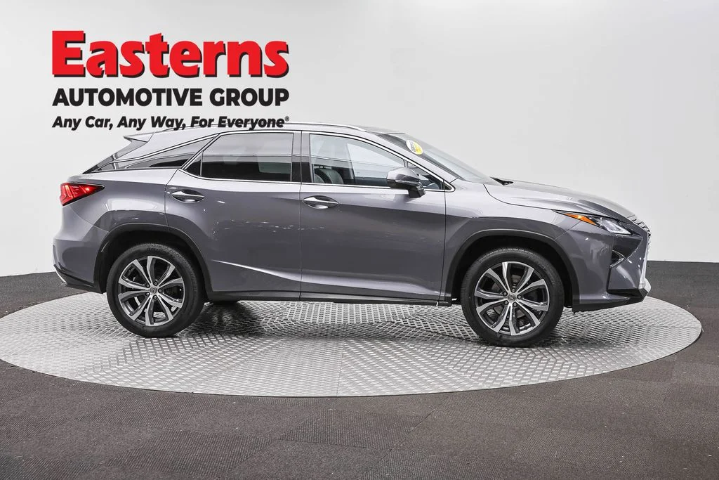 Used 2016 Gray Lexus 350 image 4