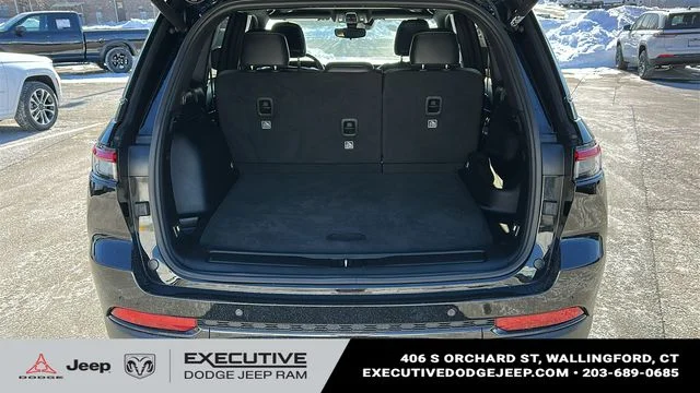 Used 2023 Black Jeep Altitude X image 25