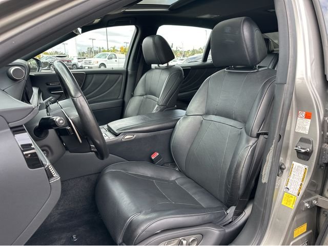 2022 Lexus LS Base - Photo 38