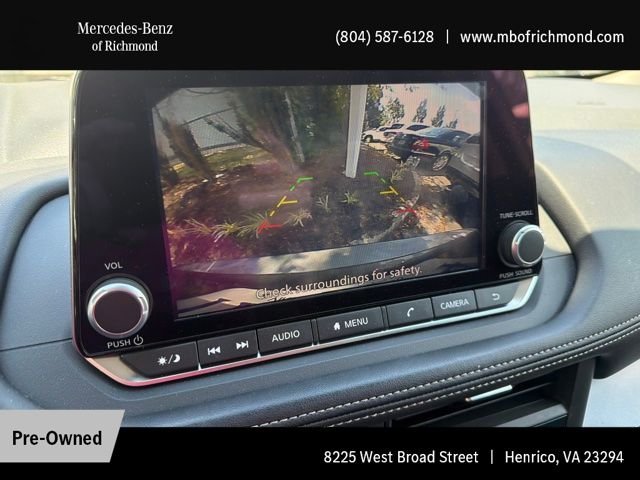Used 2025 Gray Nissan SV image 10