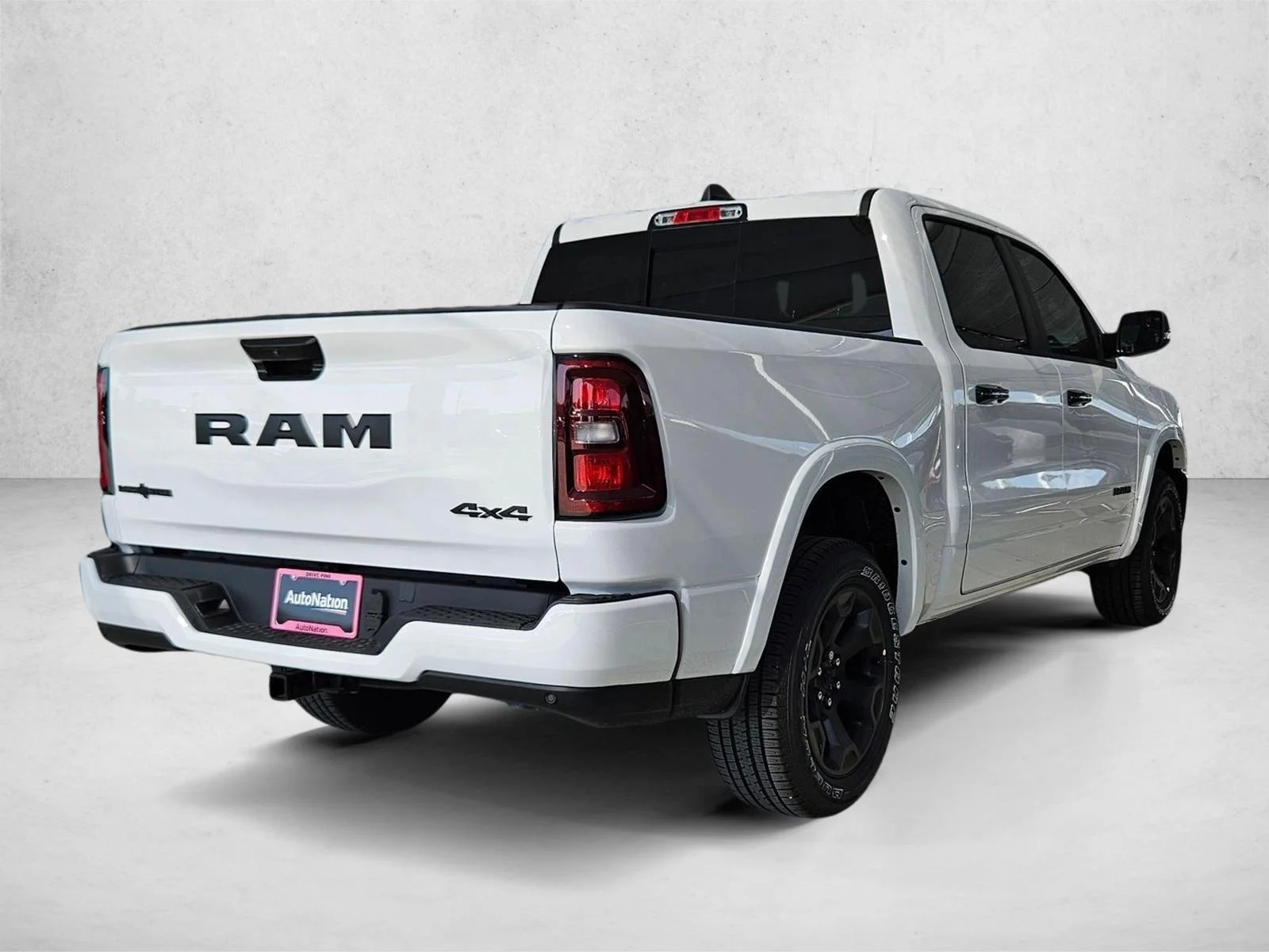 New 2026 Bright White Clear-Coat Exterior Paint RAM Lone Star image 2