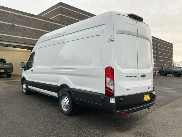 New 2026 Oxford White Ford Base image 6