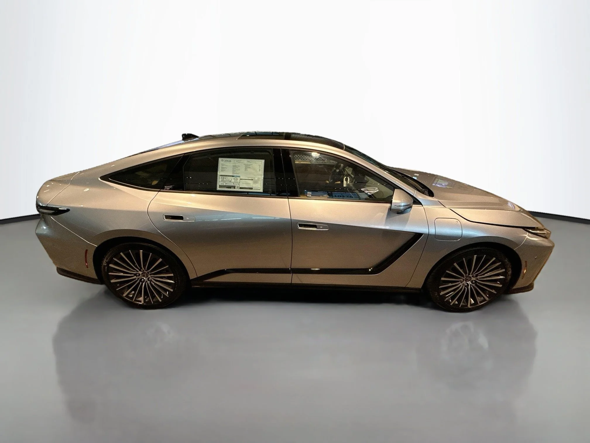 New 2026 Iridium Lexus ES 350e LUXURY image 8