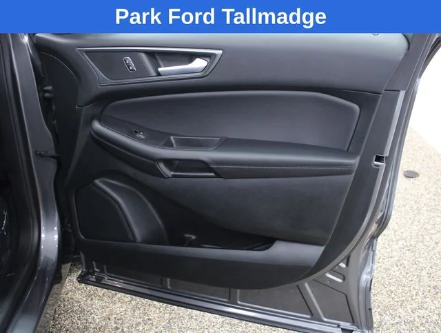 Used 2022 Gray Metallic Ford SE image 20