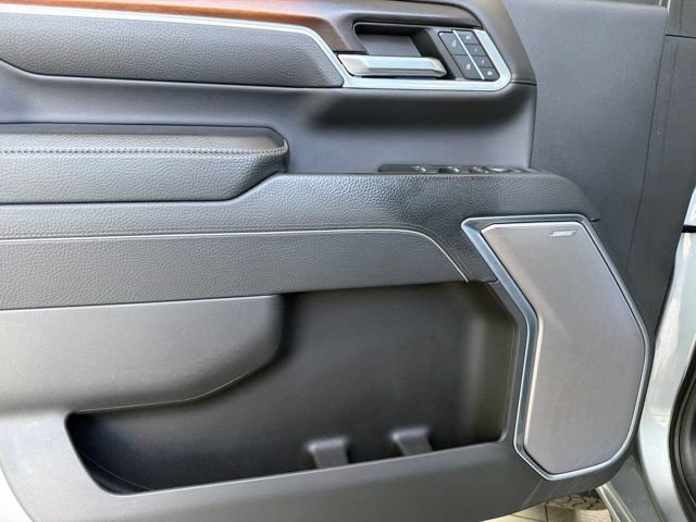 Used 2025 Sterling Metallic GMC Denali image 14