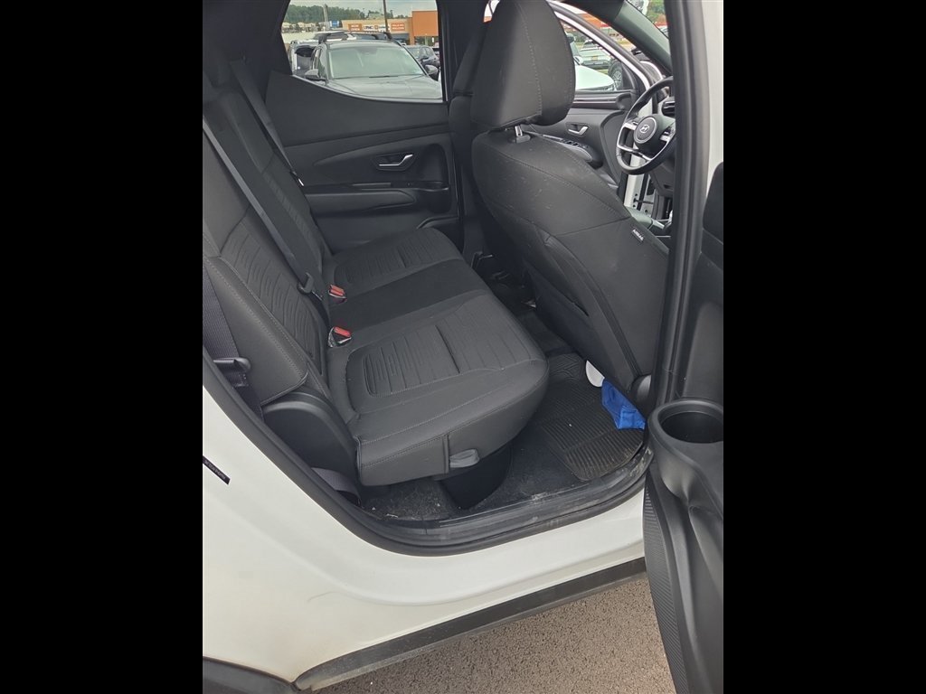 Used 2023 White Hyundai SEL Premium image 17