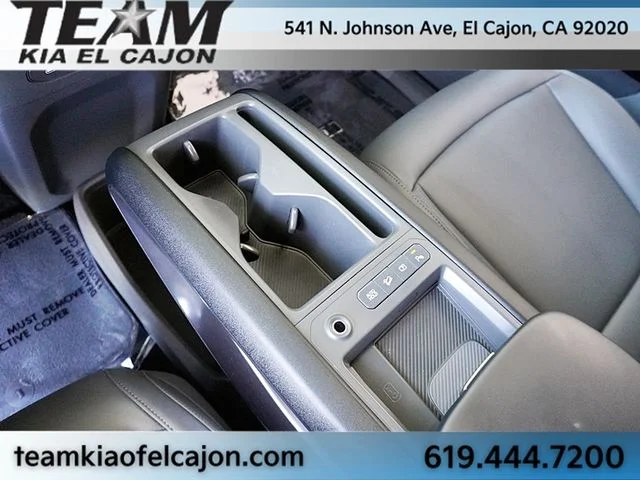 Used 2024 Black Kia Light Long Range image 32