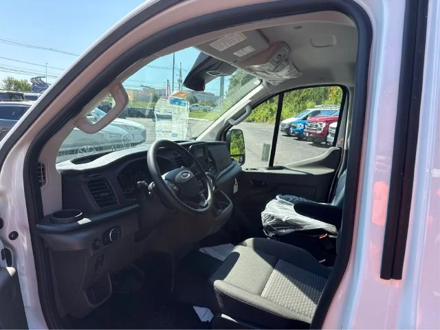 2025 Ford Transit Van Base - Photo 11