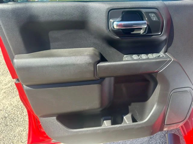 Used 2022 Red Chevrolet Custom image 26