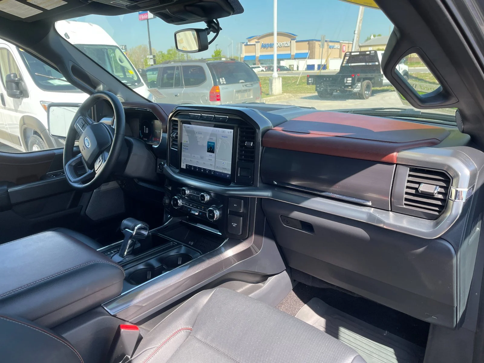 Used 2023 Gray Ford Lariat image 17