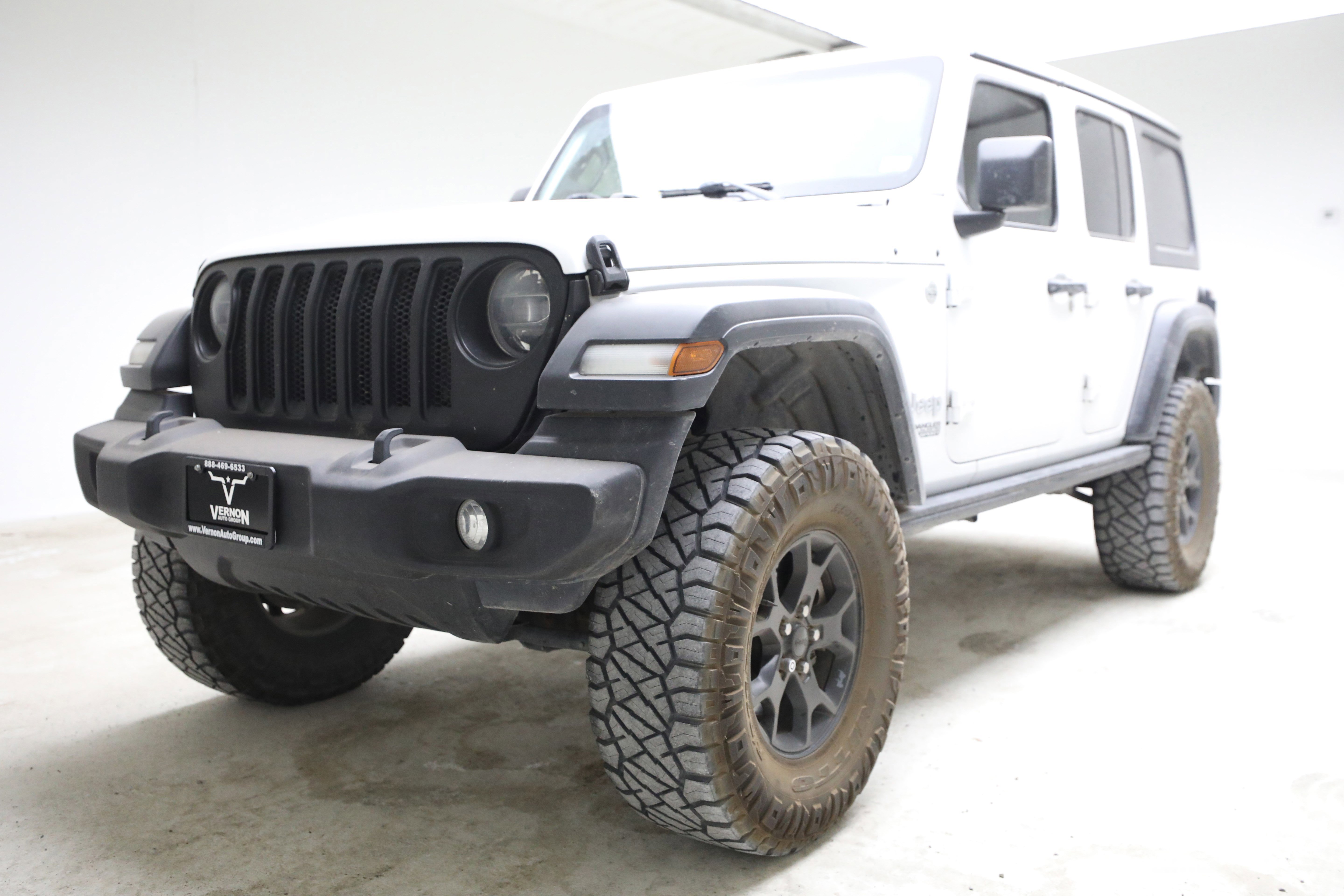 2019 Jeep Wrangler Sport S's photo