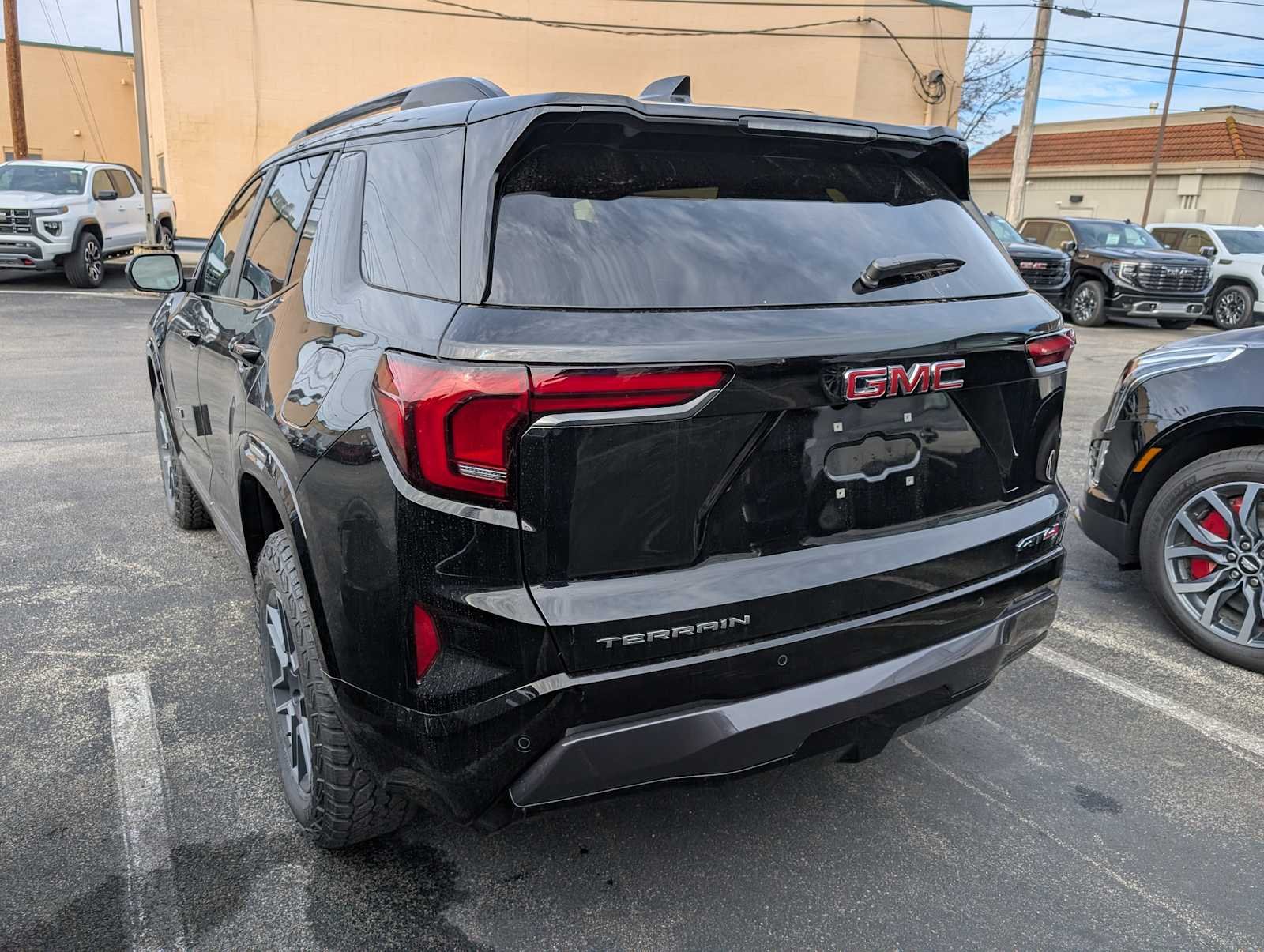 2026 GMC Terrain AT4 - Photo 9