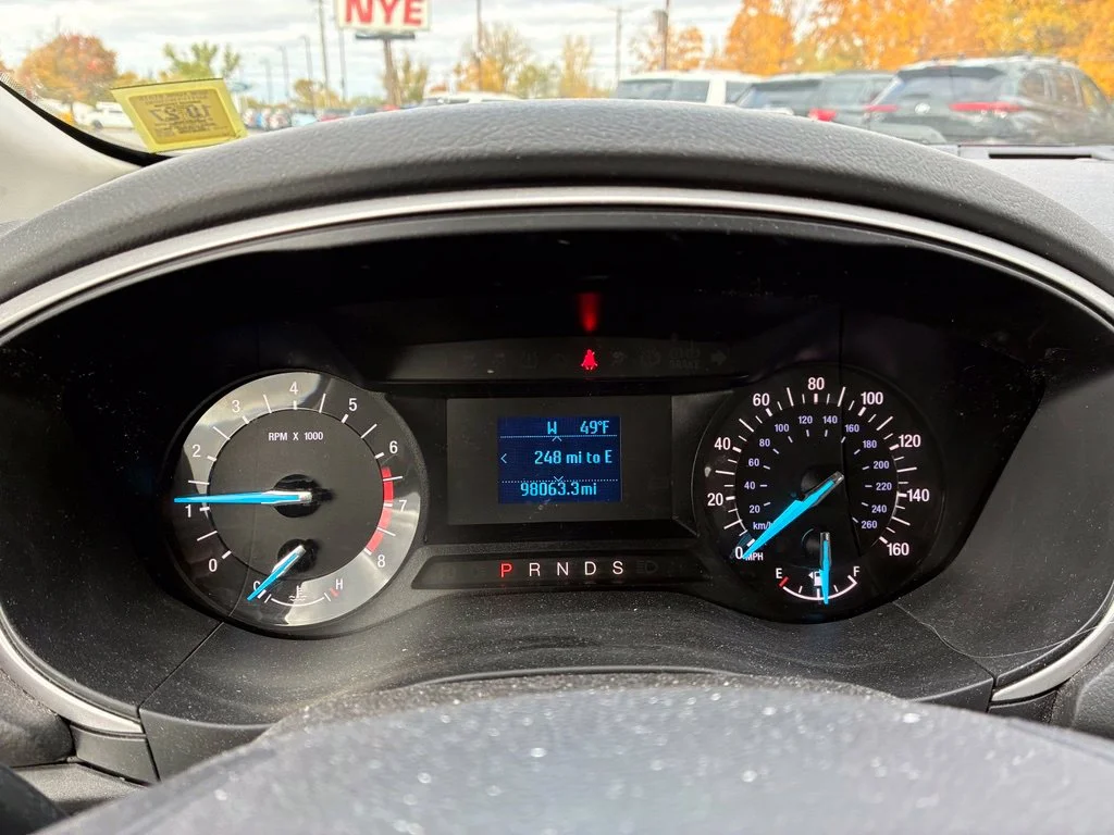 Used 2014 Orange Ford S image 12