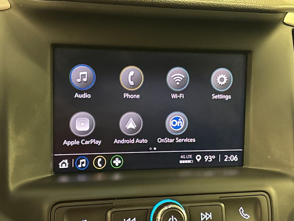 Used 2023 Silver GMC SLE image 38