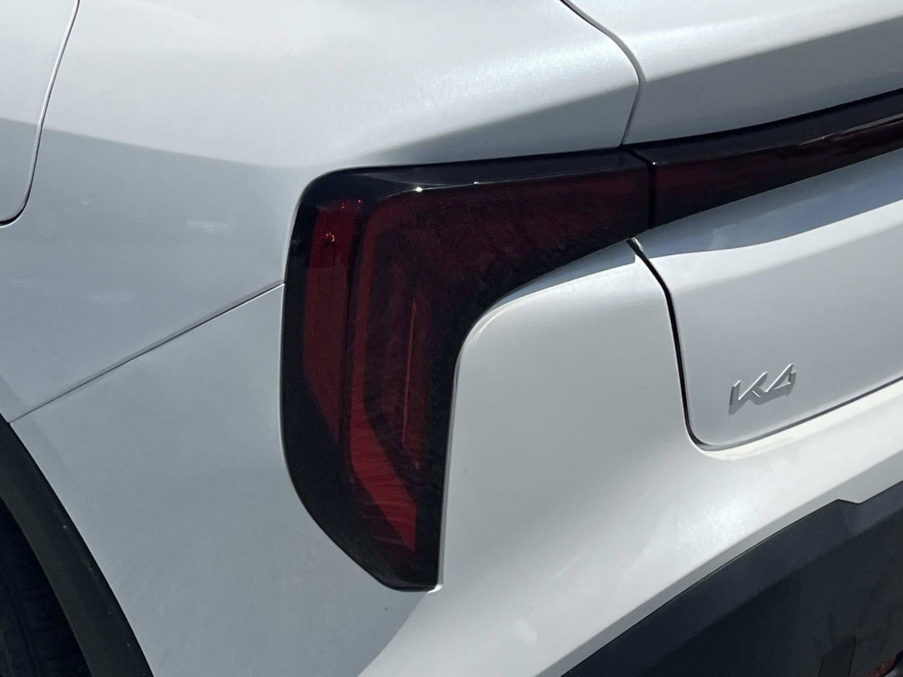 New 2026 Snow White Pearl Kia EX image 34