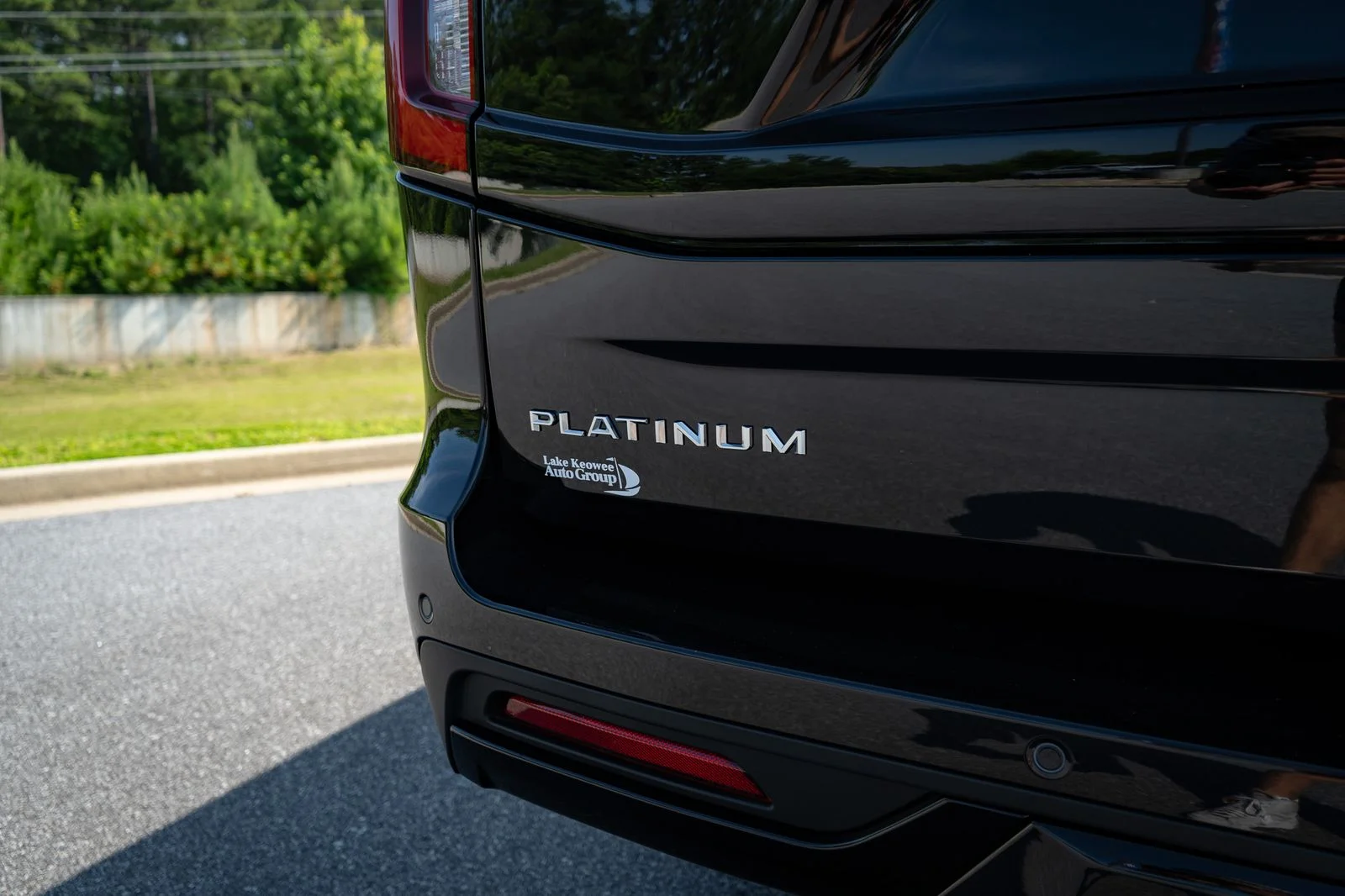 New 2027 Black Ford Platinum image 16