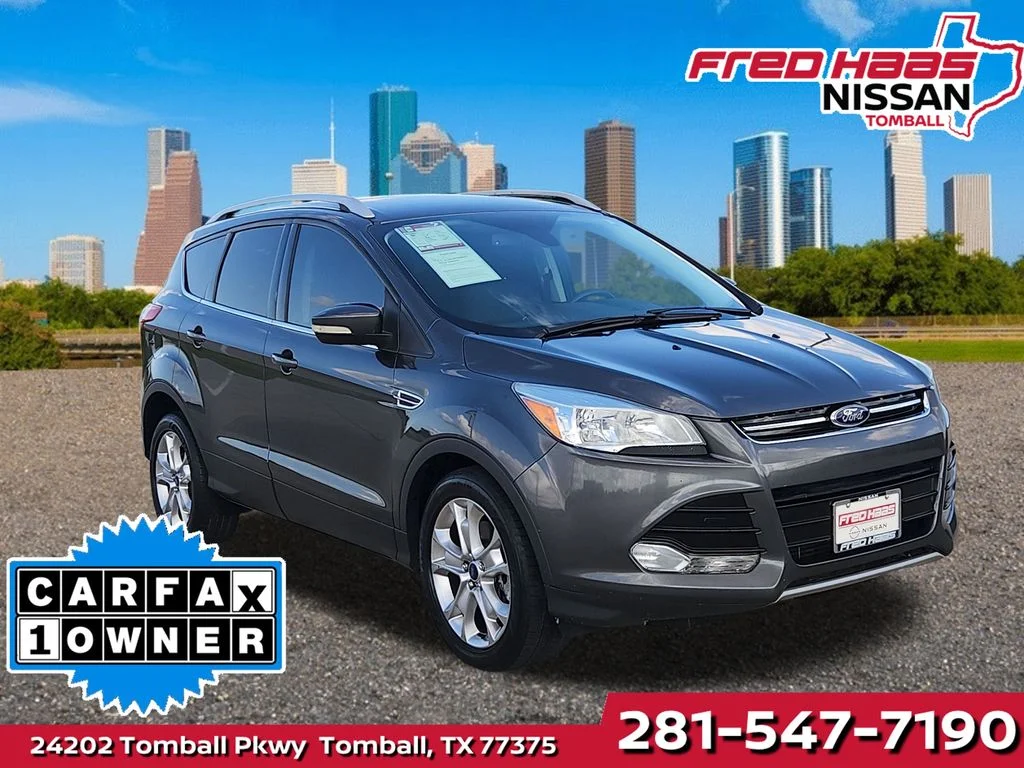 2015 Ford Escape Titanium's photo