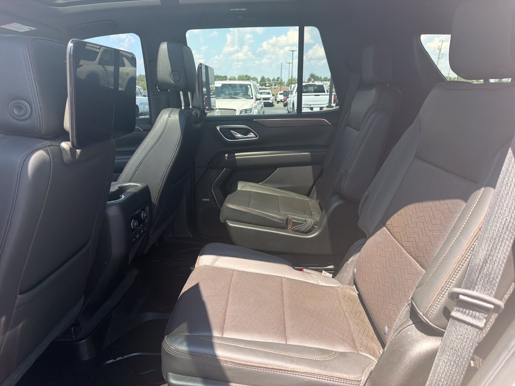 Used 2021 Beige Chevrolet High Country image 14