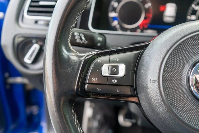 Used 2019 Blue Volkswagen DCC & Navigation 4Motion image 25