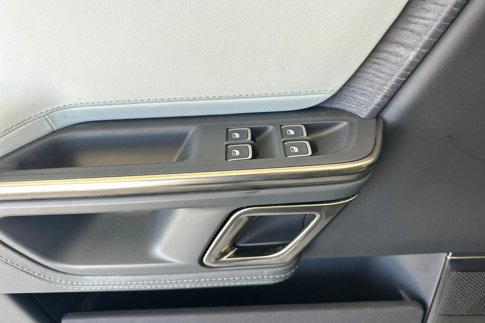 Used 2024 GRAY Rivian Adventure image 10