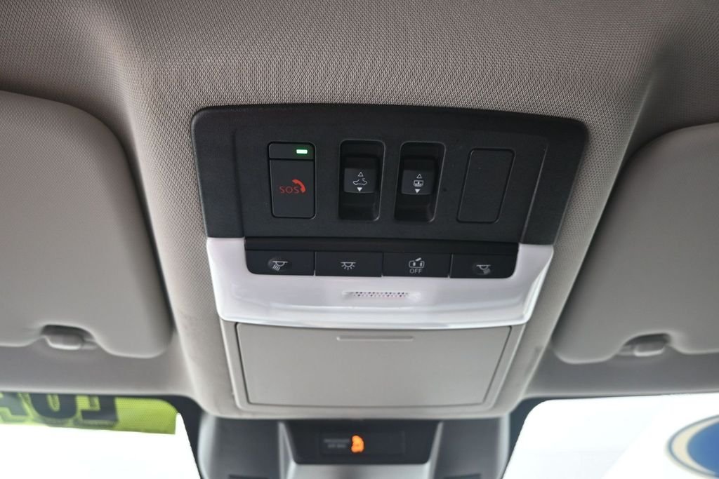 Used 2023 Black Nissan SL image 12