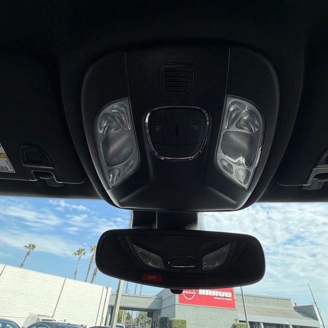 Used 2024 White Jeep Latitude image 26