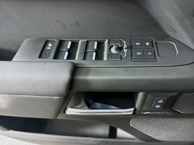 New 2025 Black Land Rover S image 19