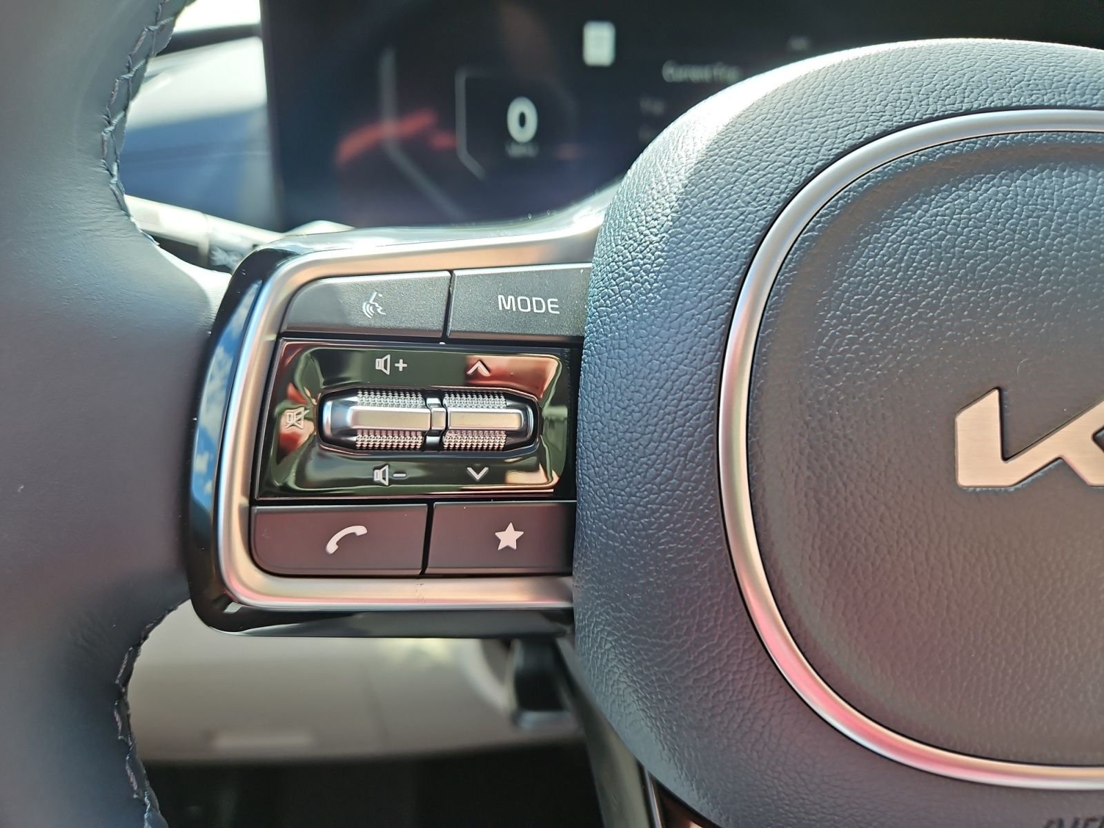 2026 Kia Carnival SX Prestige - Photo 25