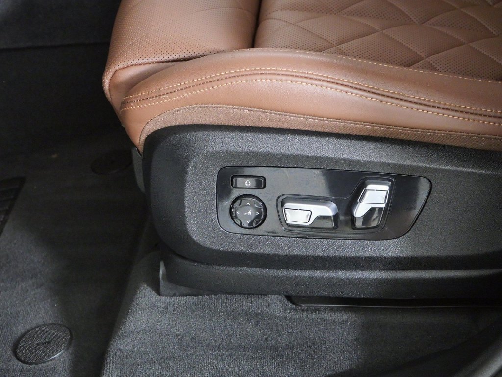 Certified Used 2025 Mineral White Metallic BMW xDrive40i image 42