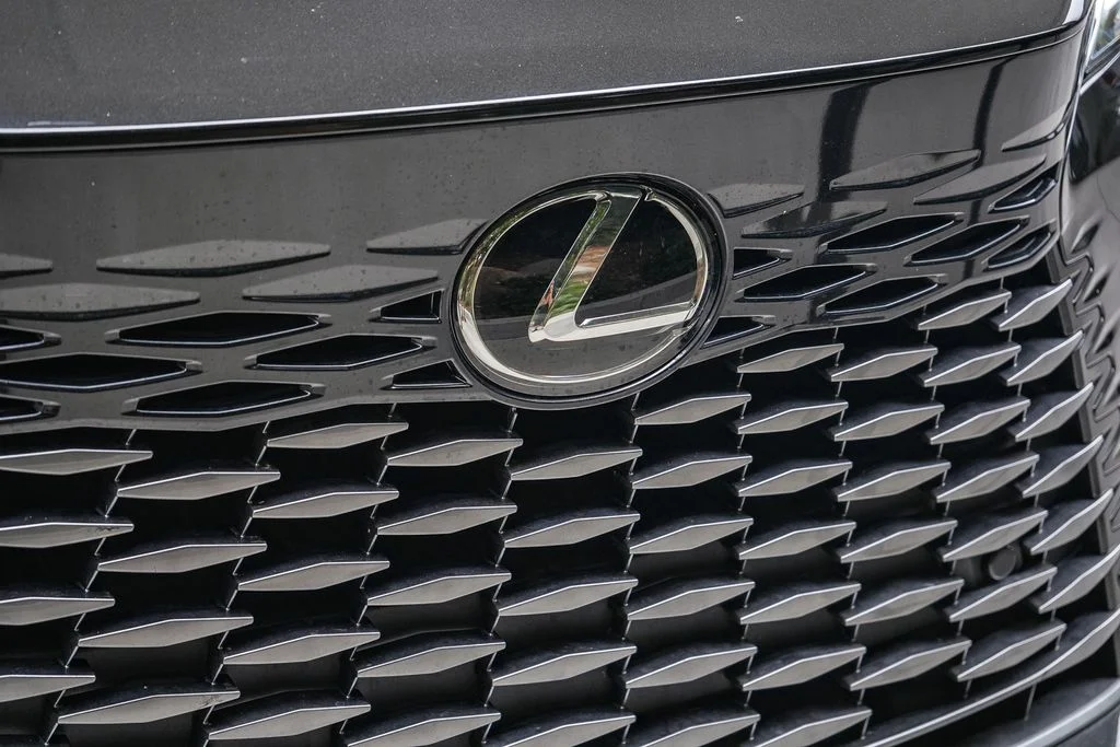 Used 2024 Black Lexus 350 image 9