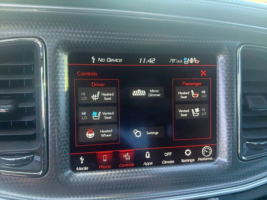 Used 2022 White Dodge SRT Hellcat image 19