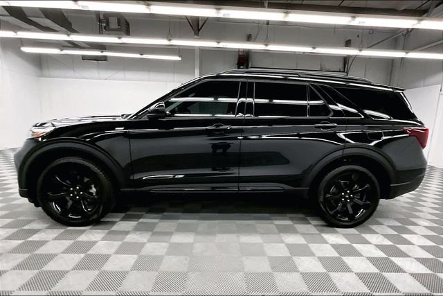 2024 Ford Explorer ST-LINE - Photo 14
