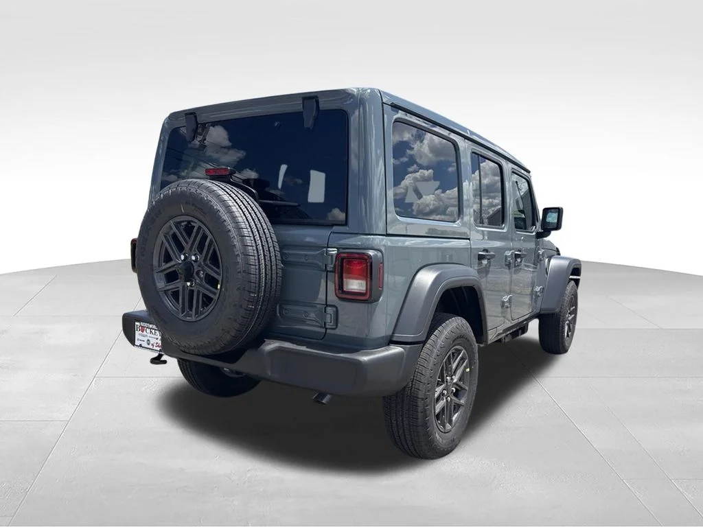 New 2026 Anvil Clear-Coat Exterior Paint Jeep Sport S image 3