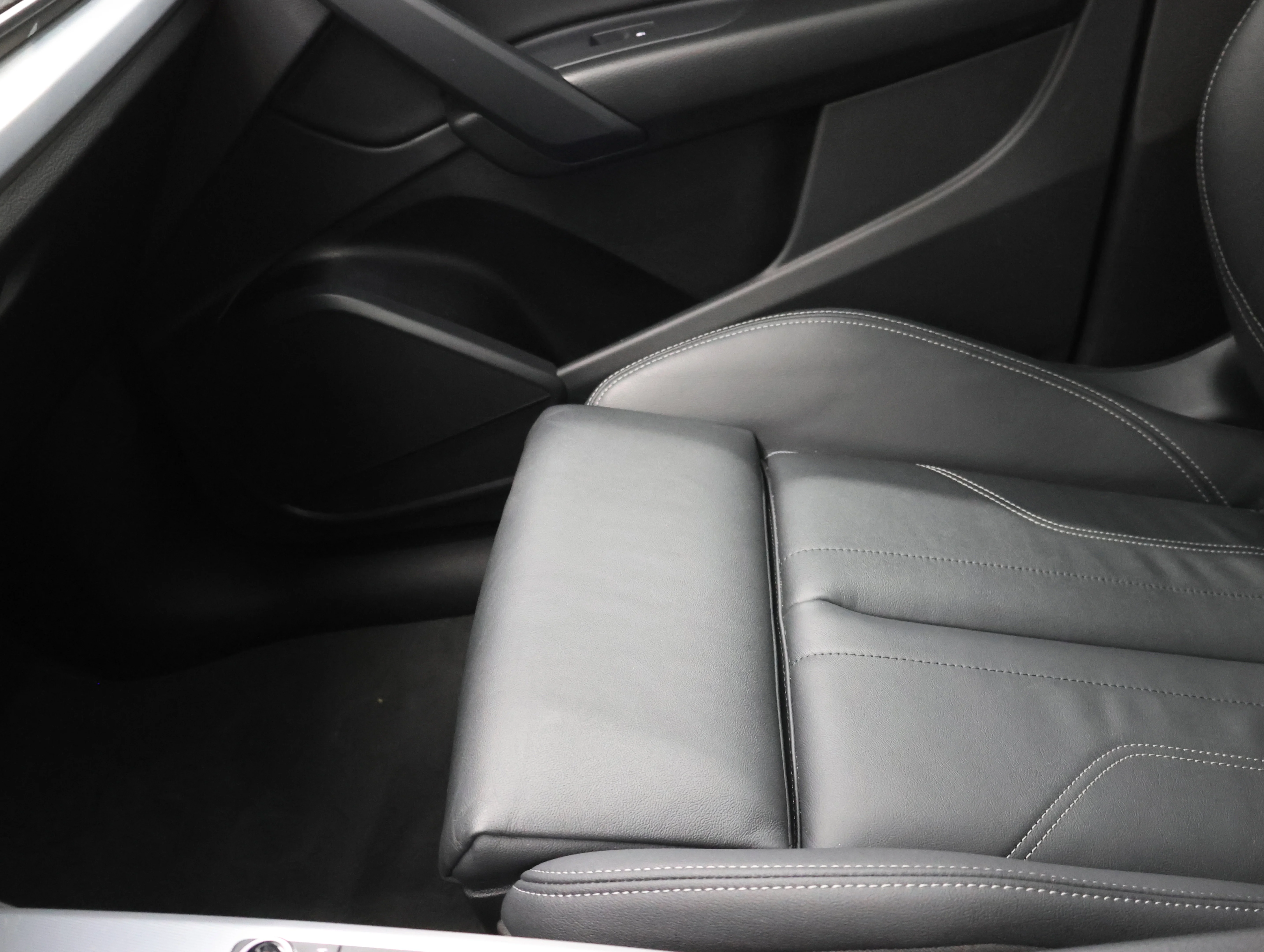 Used 2025 Arkona White Audi 45 S line Premium image 14